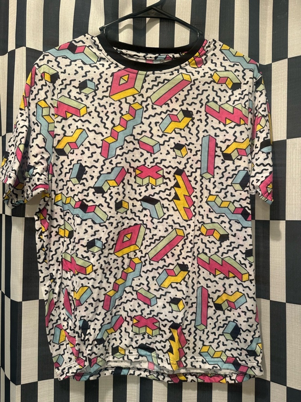 Oh Snap! Retro Geometric Print Tee